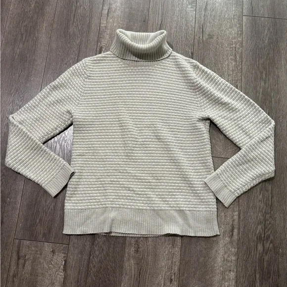 J Crew grey and white soft turtleneck sweater M - Picture 1 of 5
